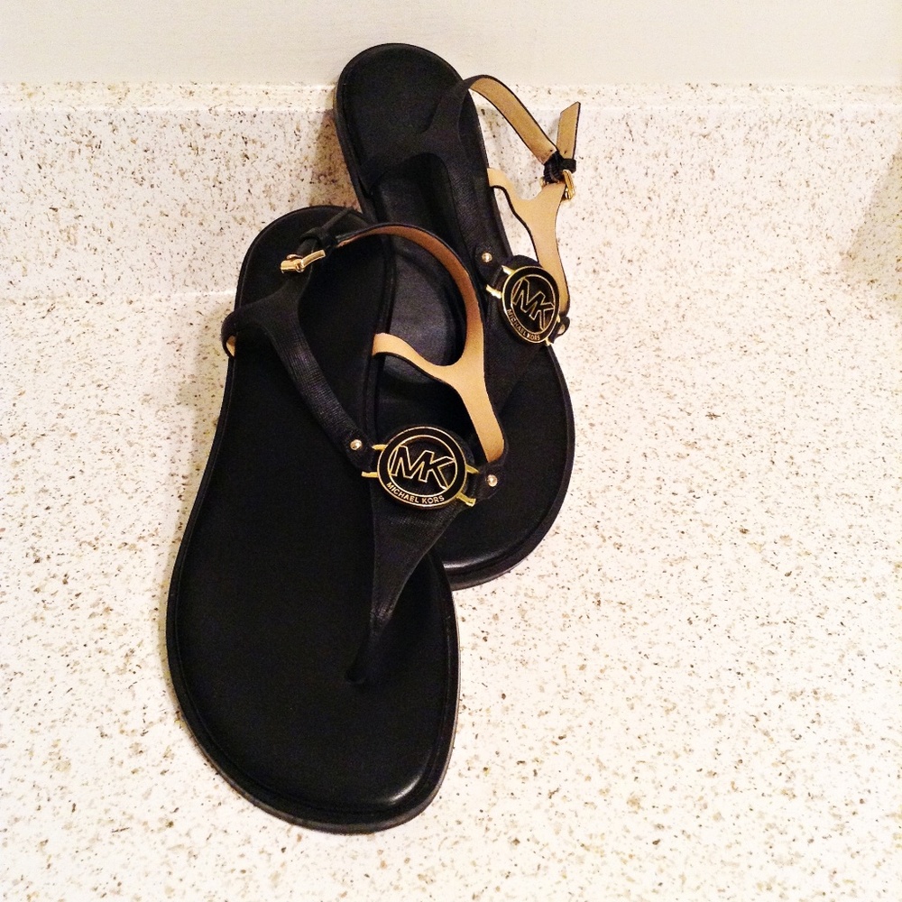 Michael Kors Capri Thong Sandals